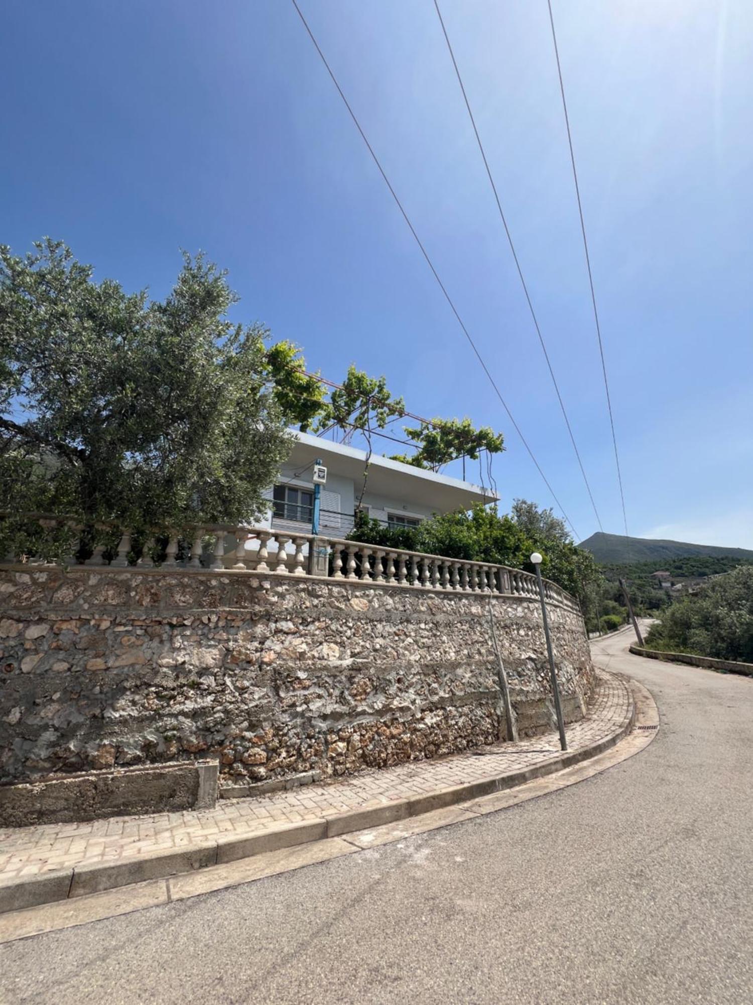 Petra Oliva Apartment Dhërmi Dış mekan fotoğraf