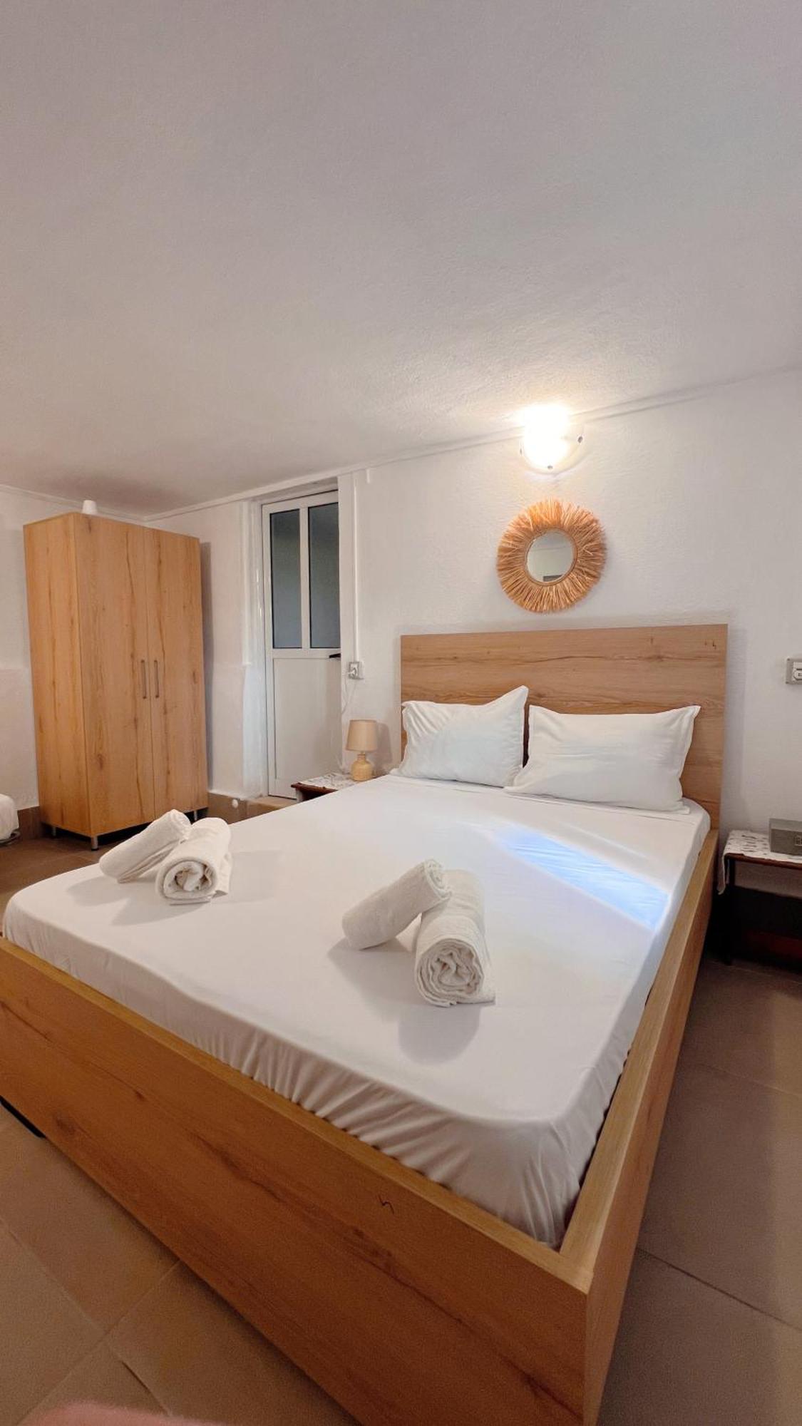 Petra Oliva Apartment Dhërmi Dış mekan fotoğraf