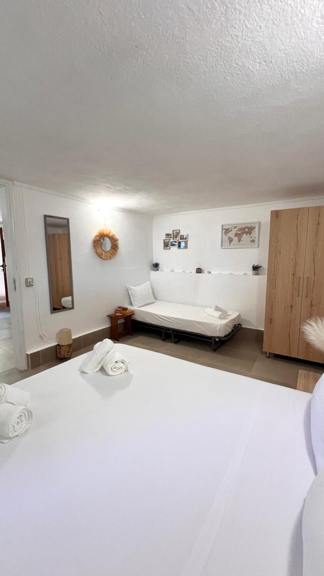 Petra Oliva Apartment Dhërmi Dış mekan fotoğraf